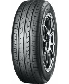 Yokohama BluEarth-Es ES32 215/55R17 94V