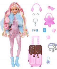 Lalka Barbie Mattel Extra Fly Zimowa w podróży z zimowymi ubrankami HPB16