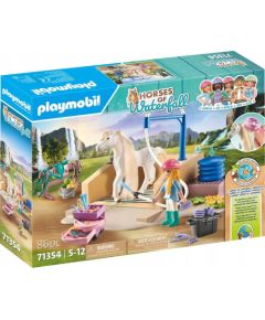 Playmobil Zestaw z figurkami Horses 71354 Isabella i Lioness z myjnią dla koni