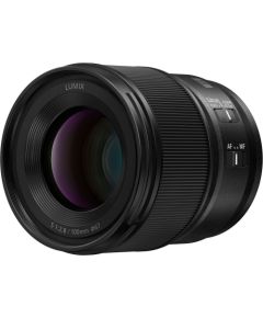 Panasonic Lumix S 100mm f/2.8 Macro lens