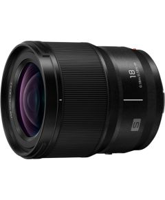 Panasonic Lumix S 18mm f/1.8 lens