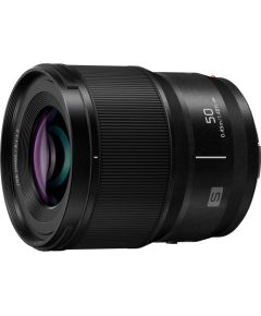 Panasonic Lumix S 50mm f/1.8 lens