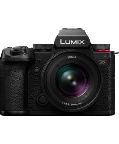 Panasonic Lumix DC-S5 II + 50mm