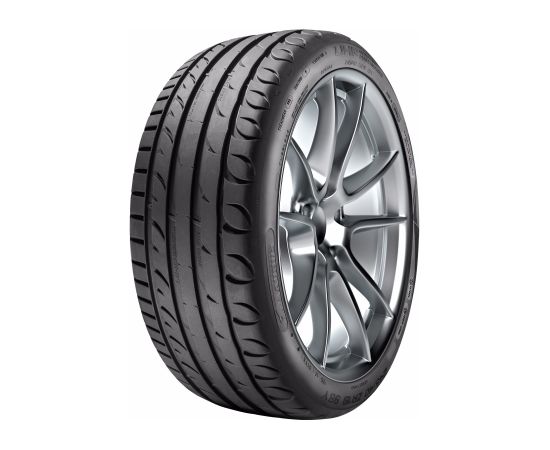 Taurus/Kormoran Ultra High Performance 205/55R17 95V