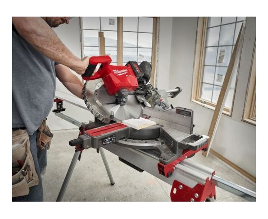 Milwaukee M18 FMS305-121 Akumulatora leņķzāģis