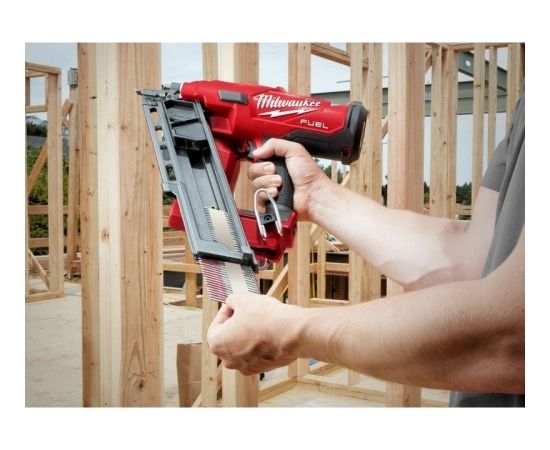 Milwaukee M18 FFN-0C Akumulatora naglotājs