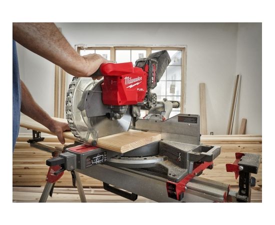 Milwaukee M18 FMS305-0 Akumulatora leņķzāģis