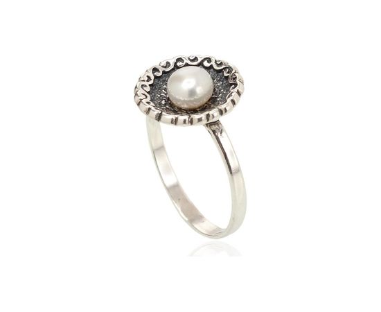 Серебряное кольцо #2101204(POx-Bk)_PE, Серебро	925°, оксид (покрытие), Жемчуг , Размер: 18, 2.6 гр.