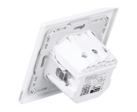 Fibaro Walli socket-outlet Type E White