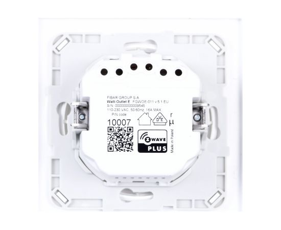 Fibaro Walli socket-outlet Type E White