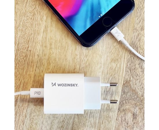 Wozinsky Quick Charger Adapter EU Wall Charger USB Type C Power Delivery 20W + USB Type C / Lightning charging data cable 1m white