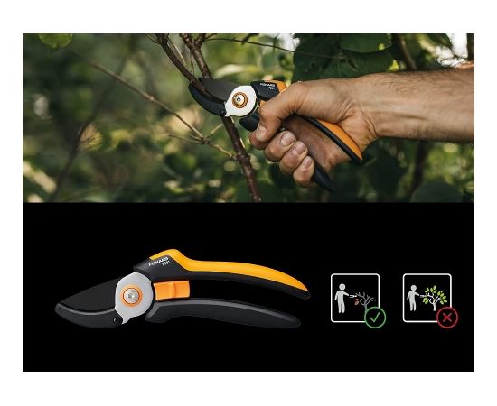 Fiskars Solid L anvil secateurs P361 (orange/black)