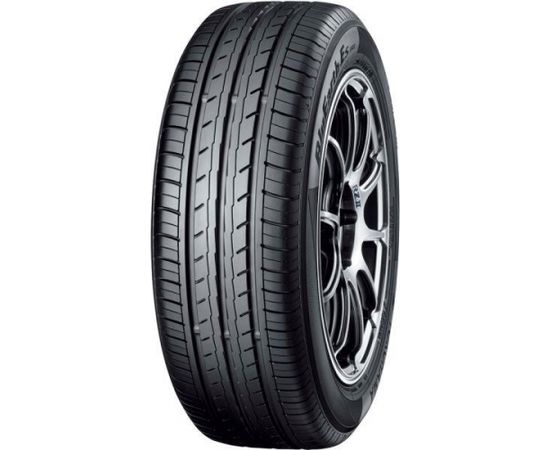 215/60R16 YOKOHAMA BLUEARTH-ES ES32 95H CBA68