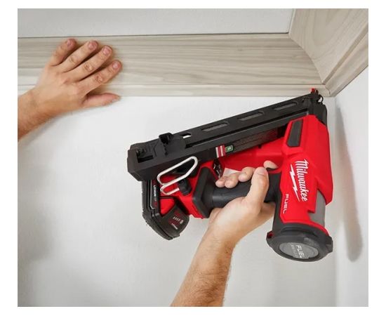 Milwaukee M18 FN15GA-0X Akumulatora naglotājs 18V (bez akumulatora un lādētāja)