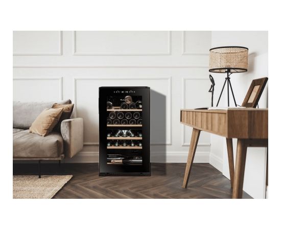 Wine cooler La Sommeliere SLS32DZB