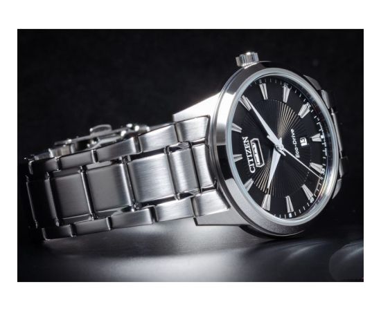 Citizen Eco-Drive AW0100-86EE