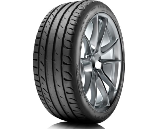 Kormoran UHP 215/55R17 94V