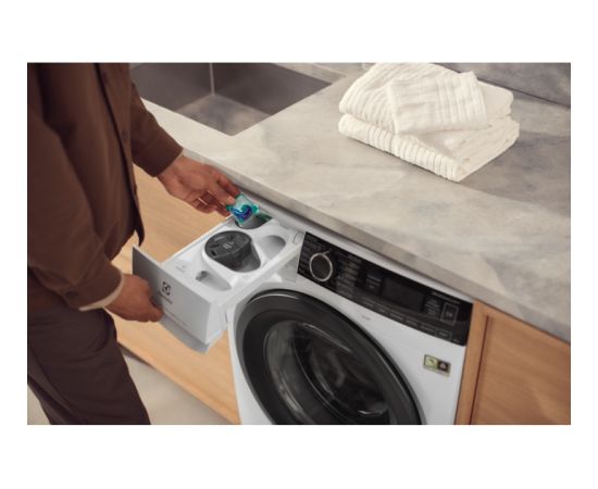 Electrolux EW6F3414UE Veļas mašīna 10kg 1400rpm Eco valve SensiCare UniversalDose