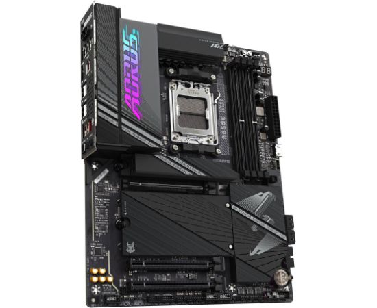 Mainboard GIGABYTE AMD B650 SAM5 ATX Memory DDR5 Memory slots 4 1xPCI-Express 3.0 16x 1xPCI-Express 4.0 4x	 1xPCI-Express 5.0 16x 4xM.2 1xHDMI 4xUSB 2.0 6xUSB 3.2 2xUSB-C 1xOptical S/PDIF 1xRJ45 2xAudio port B650EAPROXUSB4