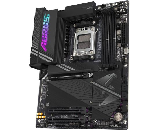 Mainboard GIGABYTE AMD B650 SAM5 ATX Memory DDR5 Memory slots 4 1xPCI-Express 3.0 16x 1xPCI-Express 4.0 4x	 1xPCI-Express 5.0 16x 4xM.2 1xHDMI 4xUSB 2.0 6xUSB 3.2 2xUSB-C 1xOptical S/PDIF 1xRJ45 2xAudio port B650EAPROXUSB4