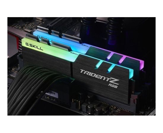 G.Skill DDR4 32 GB 3000-CL16 Trident Z RGB - Dual-Kit