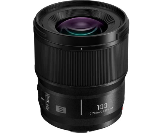 Panasonic Lumix S 100mm f/2.8 Macro lens