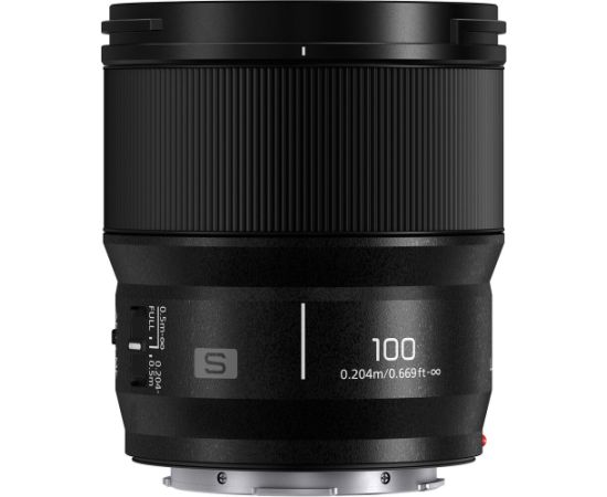 Panasonic Lumix S 100mm f/2.8 Macro lens