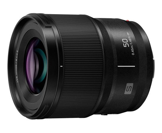 Panasonic Lumix S 50mm f/1.8 lens