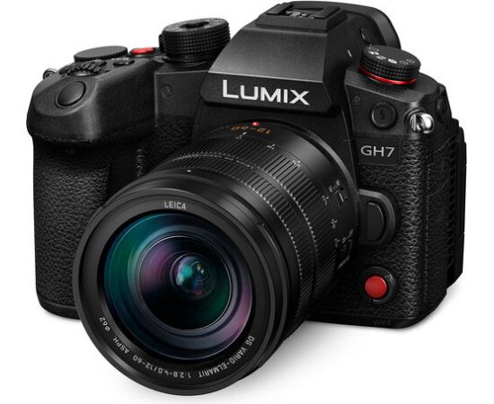 Panasonic Lumix DC-GH7 + 12-60mm f/2.8-4.0