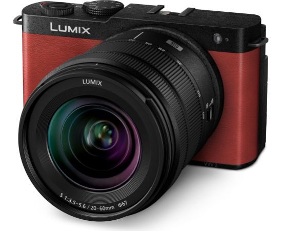 Panasonic Lumix DC-S9 + 20-60mm, crimson red