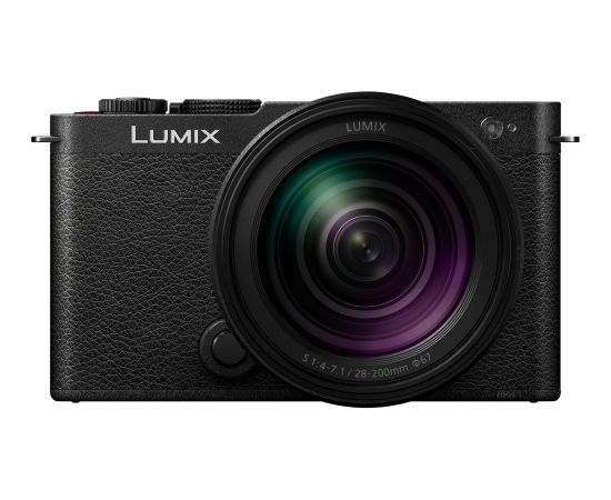 Panasonic Lumix DC-S9 + 28-200mm, jet black