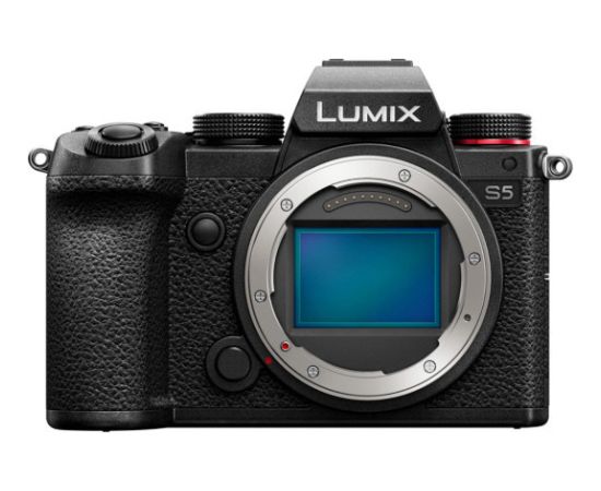 Panasonic Lumix DC-S5 + 24-105mm Kit