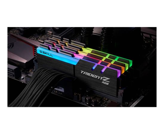 G.Skill DDR4 - 32GB -4000 - CL - 18 - Quad Kit, Trident Z RGB (black, F4-4000C18Q-32GTZRB)