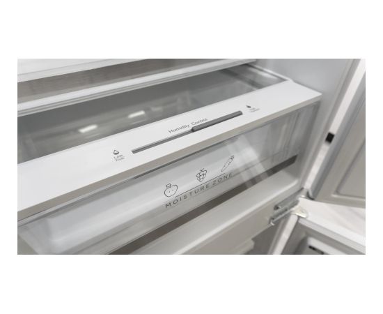 Built-in fridge De Dietrich DRC9455EN