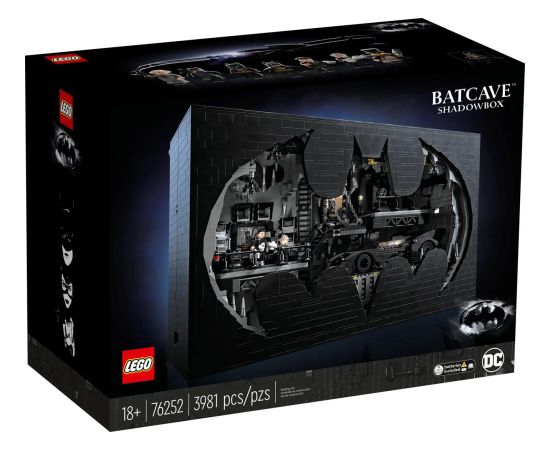 LEGO BATMAN 76252 Batcave – Shadow Box