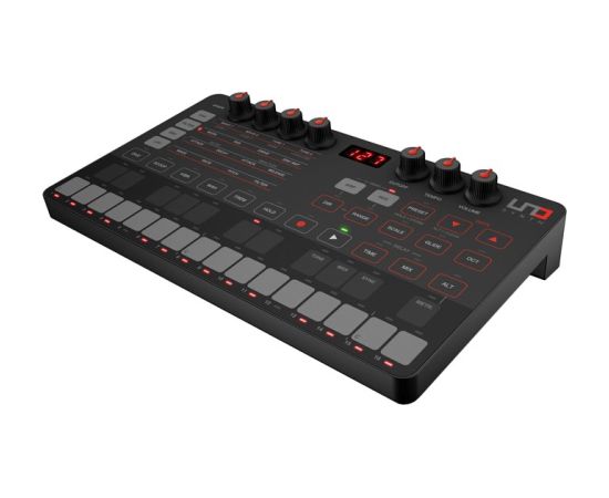 IK Multimedia Uno Synth - analogue synthesiser