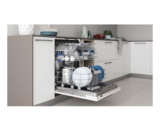 Indesit DIO 3C24 AC E Fully built-in 14 place settings