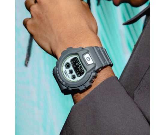 Casio G-Shock G- Speacials DW-6900HD-8ER