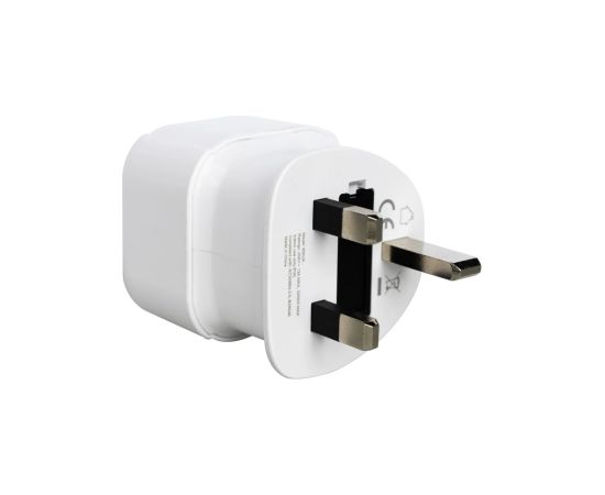 Strāvas adapteris SAVIO Travel adapter EU socket – UK plug