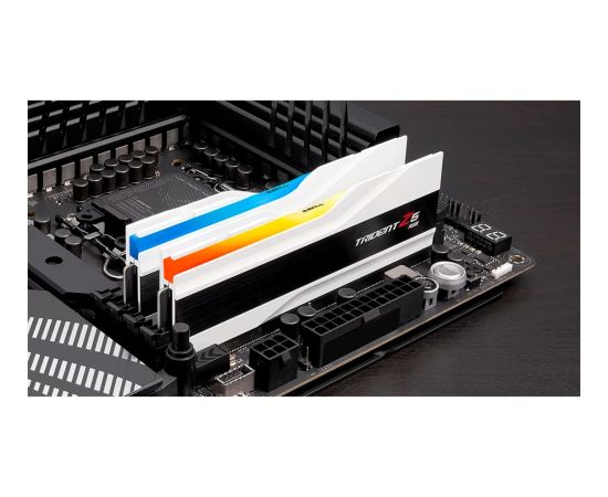 G.Skill DDR5 - 48GB - 8400 - CL - 40 (2x 24 GB) dual kit, RAM (white, F5-8400J4052G24GX2-TZ5RW, Trident Z5 RGB, INTEL XMP)