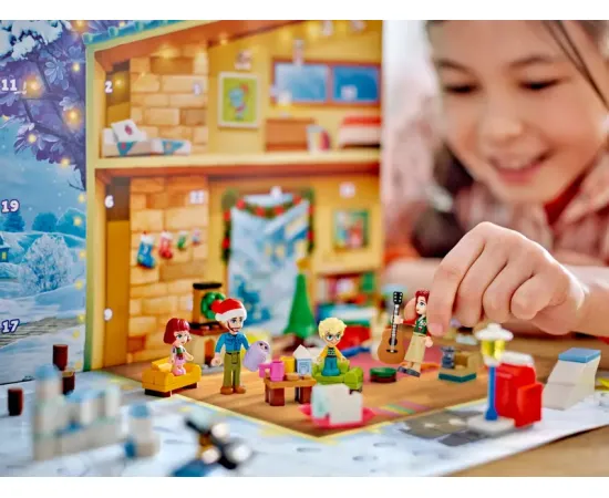 LEGO® Friends 2024. gada Adventes kalendārs