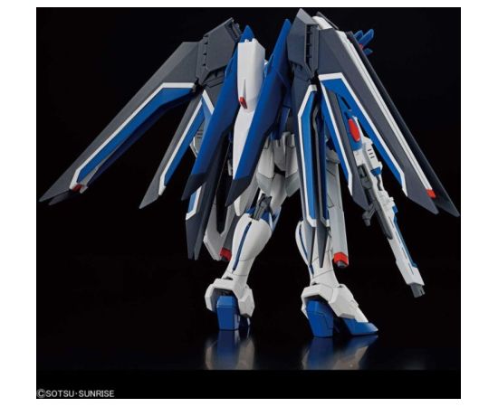 Bandai HGCE 1/144 RISING FREEDOM GUNDAM