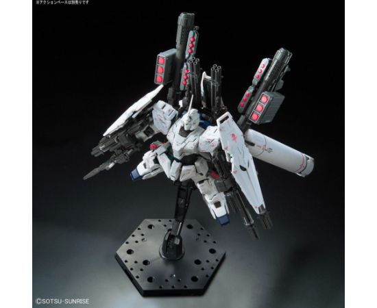 Bandai RG 1/144 FULL ARMOR UNICORN GUNDAM collectible figurine