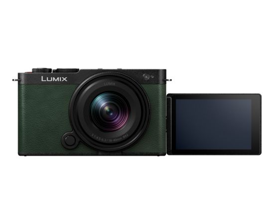 Panasonic Lumix DC-S9 + 18-40mm, dark olive