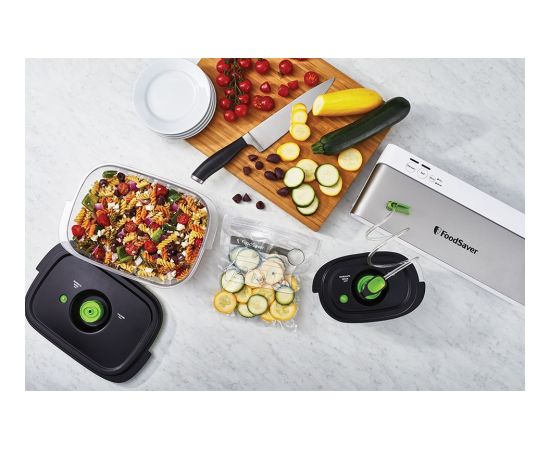 FoodSaver vacuum sealer VS0100X