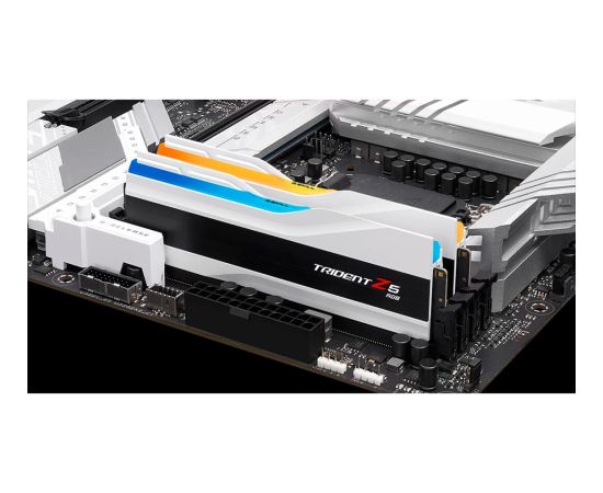 G.Skill DDR5 - 32GB - 6000 - CL - 36 (2x 16 GB) dual kit, RAM (white, F5-6000J3636F16GX2-TZ5RW, Trident Z5 RGB, INTEL XMP)