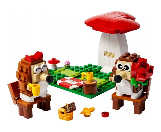 LEGO LEL Seasons and Occasions 40711 Pindsvineskovtur